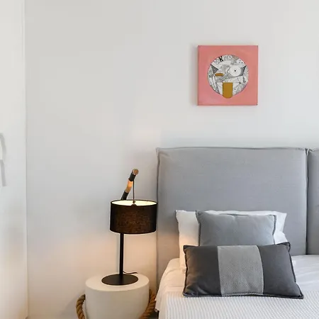 Angelika/pink Pelikan By The Villa Kalafati