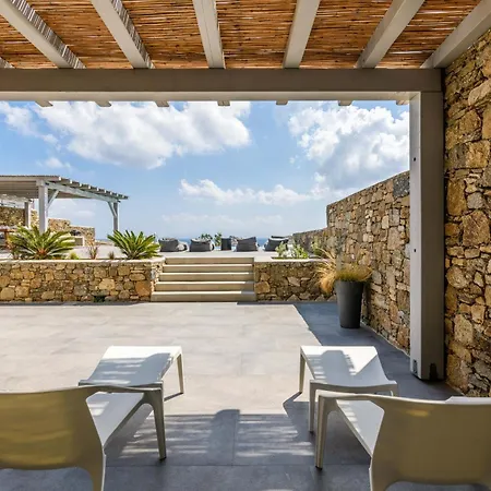 Angelika/pink Pelikan By The Villa Kalafati