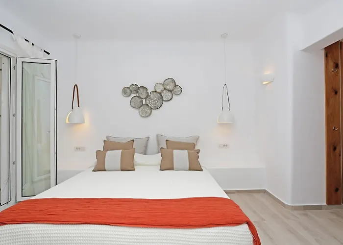 Angelika/pink Pelikan By The * Kalafatis