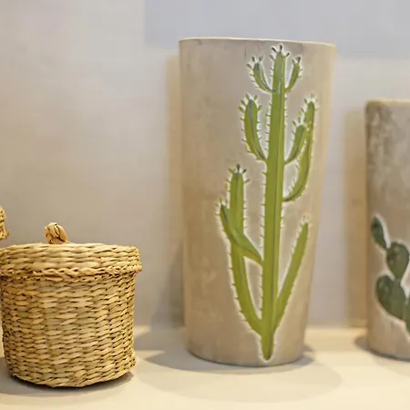 Angelika/pink Pelikan By The * Kalafatis