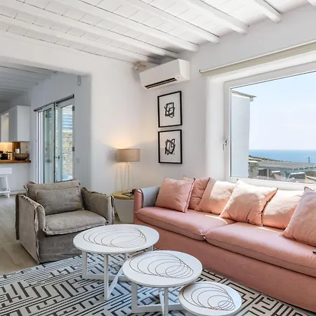 Angelika/pink Pelikan By The * Kalafatis