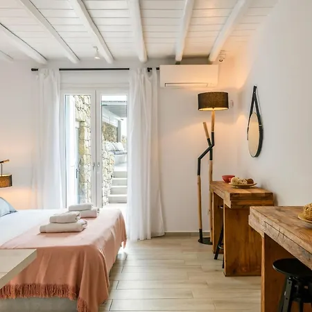 Angelika/pink Pelikan By The Villa