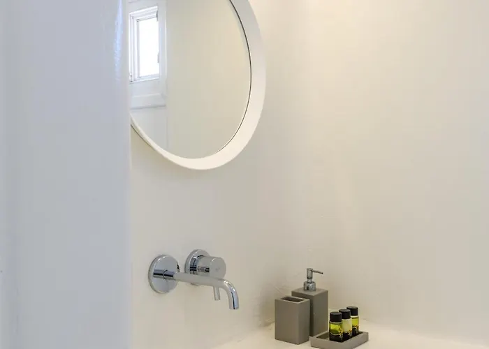 Angelika/pink Pelikan By The * Kalafáti