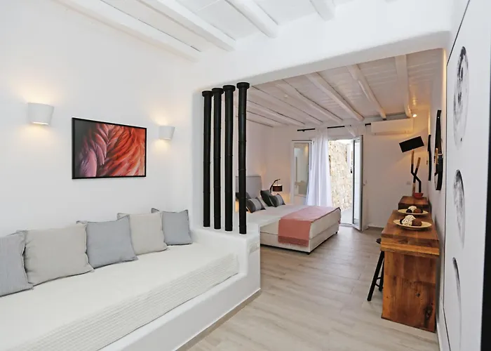 Angelika/pink Pelikan By The Villa Kalafatis