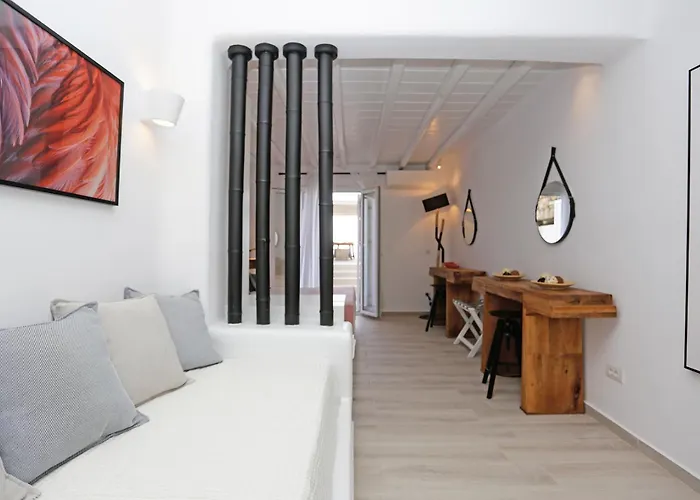 Angelika/pink Pelikan By The Villa Kalafatis