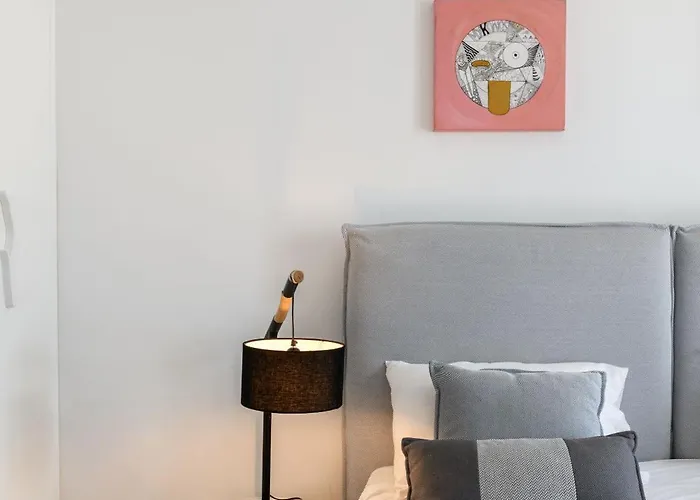 Angelika/pink Pelikan By The Villa Kalafáti